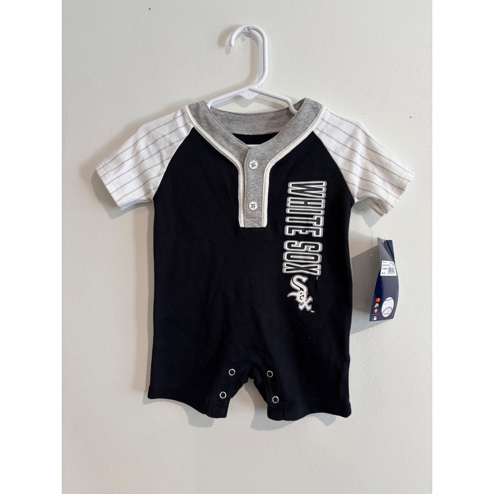 MLB Chicago White Sox Baseball Romper Infant 0-3M‎ Black Pinstripe Snap Closure